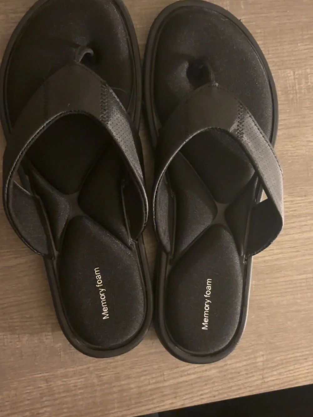 Men's Black Memory Foam Flip Sandals